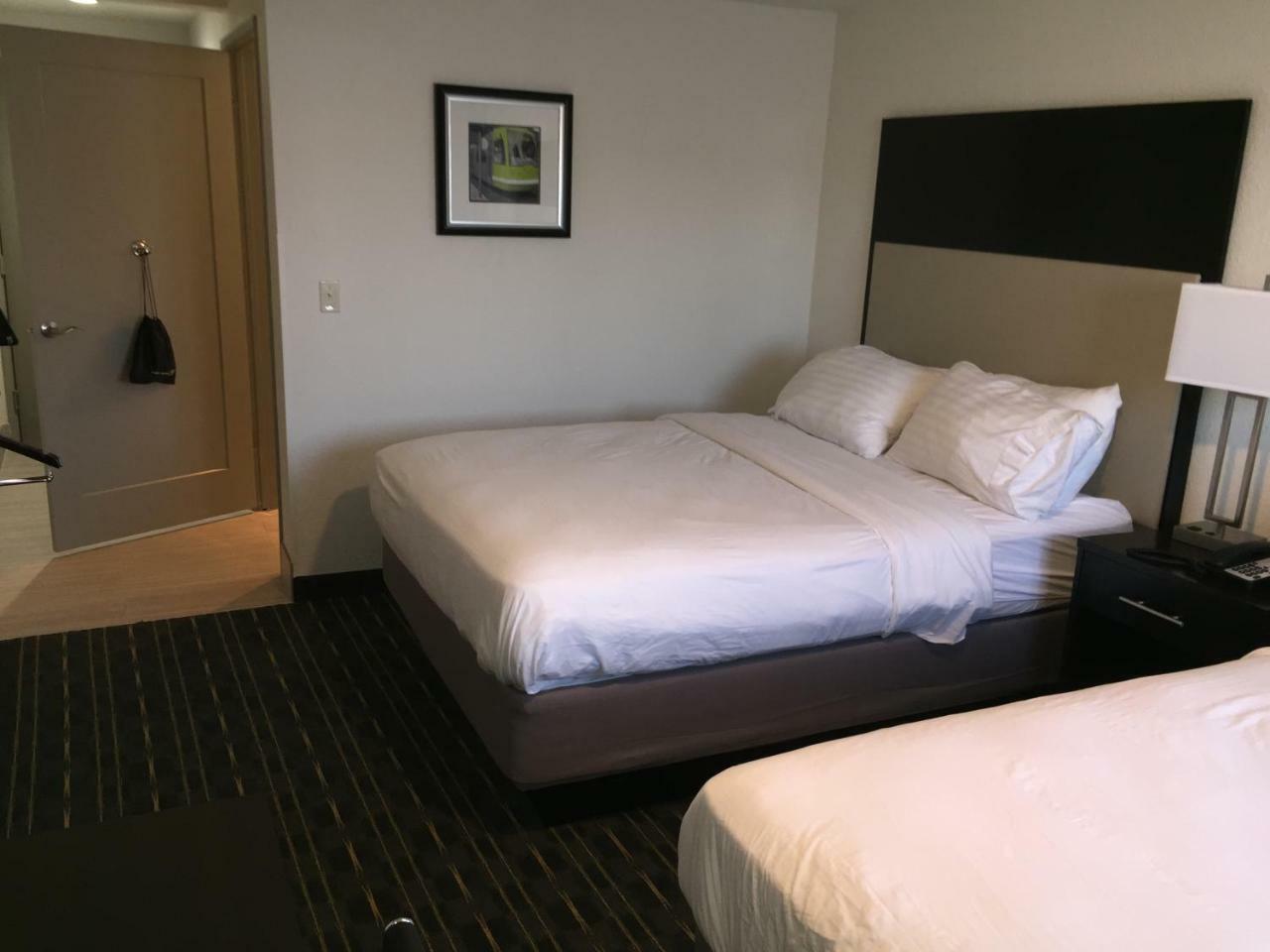 Comfort Inn & Suites Tigard Near Washington Square المظهر الخارجي الصورة