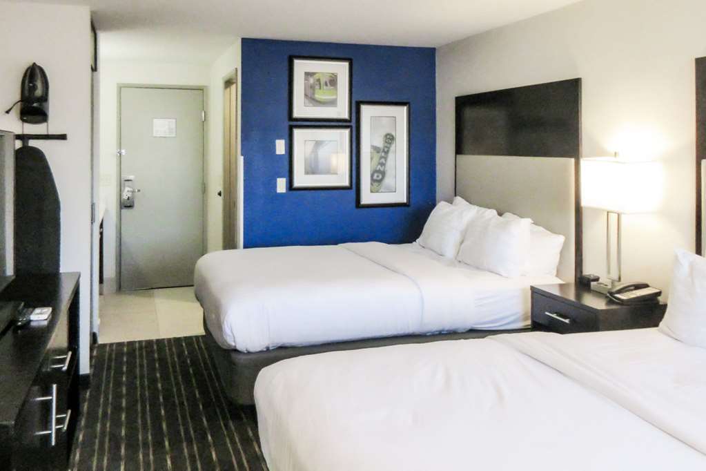 Comfort Inn & Suites Tigard Near Washington Square الغرفة الصورة